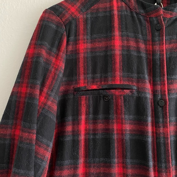 Portland Oregon 1990 Flannel Outerwear - Picture 8 of 15